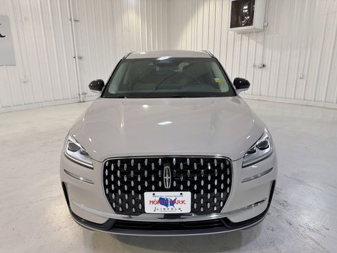 Used 2024 Lincoln Corsair Reserve image 31