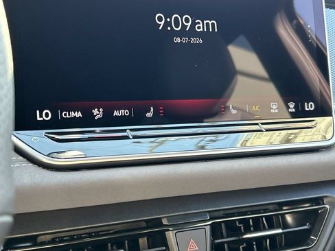 New 2026 Volkswagen Tiguan SE R-Line AWD/4WD image 24