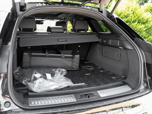 New 2026 Land Rover Range Rover Velar S AWD/4WD image 58