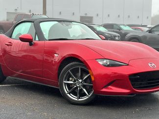 Used 2016 MAZDA MX-5 Miata Grand Touring video 2
