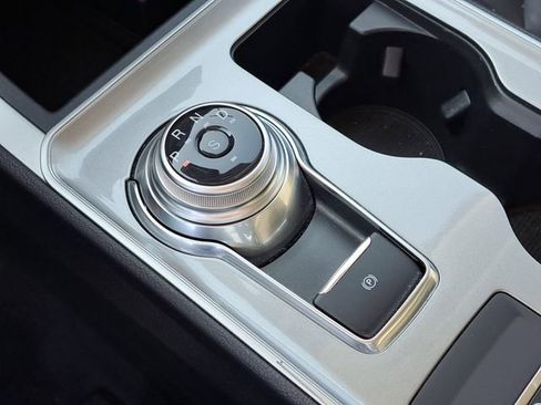 Certified 2024 Ford Edge SEL w/ Convenience Package image 19