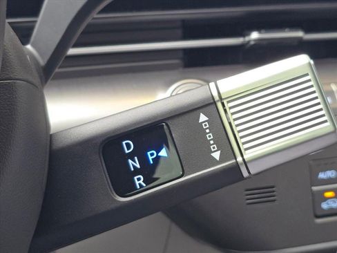 New 2026 Hyundai Kona SEL Premium FWD image 18