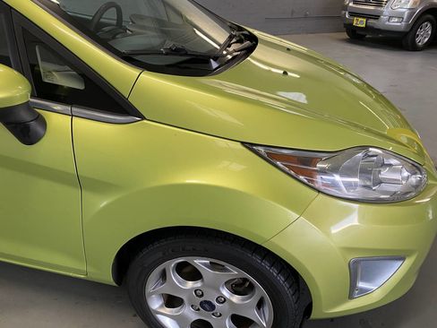 Used 2011 Ford Fiesta SES w/ 301A Rapid Spec Order Code image 19