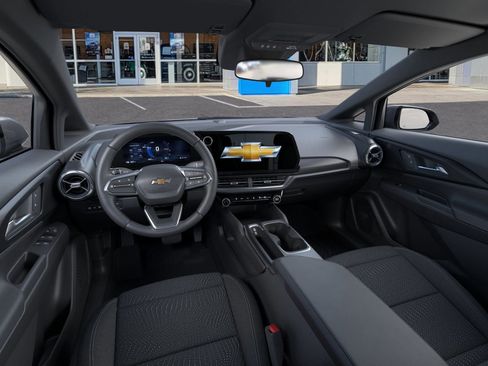 New 2026 Chevrolet Equinox EV LT image 15
