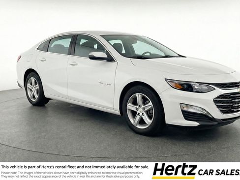 Used 2024 Chevrolet Malibu LT image 1