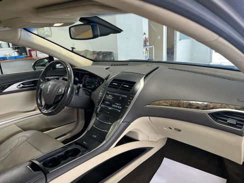 Used 2015 Lincoln MKZ AWD w/ Equipment Group 102A Reserve image 18