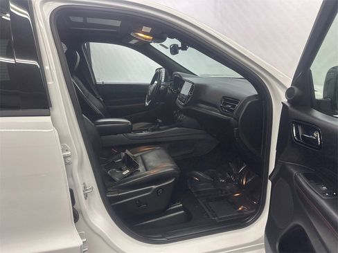 Used 2024 Dodge Durango GT image 15