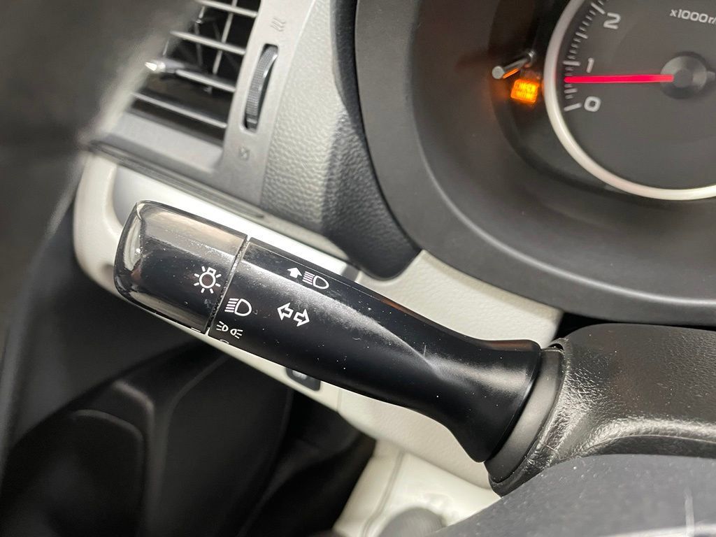 Used 2014 Subaru Forester 2.5i AWD/4WD image 21