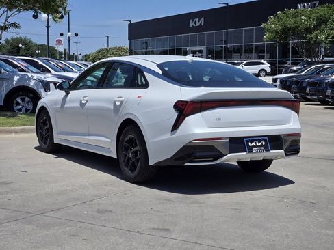 New 2026 Kia K5 LXS FWD image 3