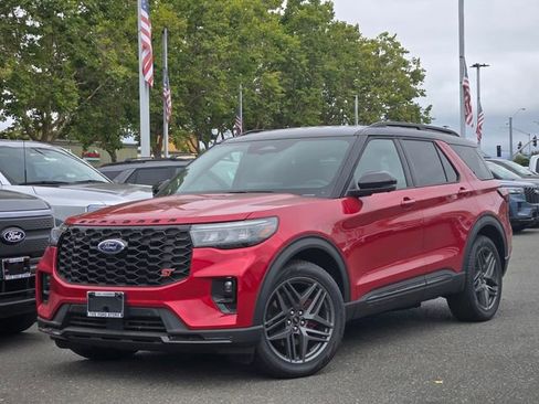 New 2025 Ford Explorer ST image 2