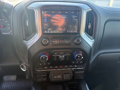 Used 2021 Chevrolet Silverado 1500 LTZ image 20