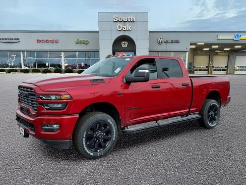 New 2026 RAM 2500 Big Horn AWD/4WD image 4