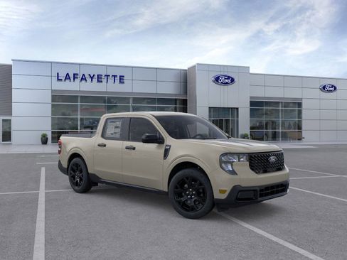 New 2025 Ford Maverick XLT w/ XLT Luxury Package image 39