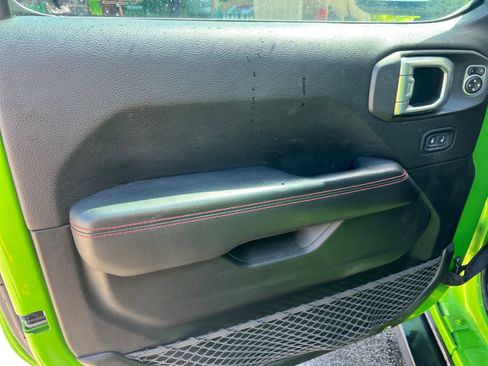 Used 2019 Jeep Wrangler Unlimited Rubicon AWD/4WD image 19