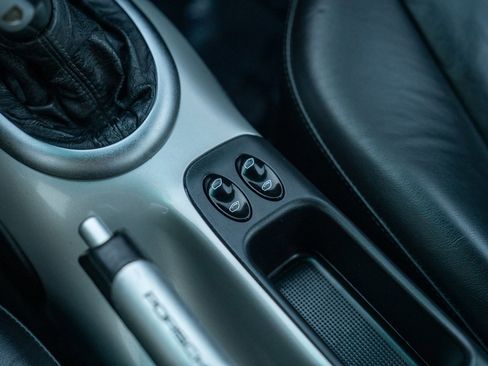 Used 2001 Porsche 911 GT3 RS image 21