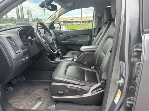 Used 2022 Chevrolet Colorado Z71 image 12