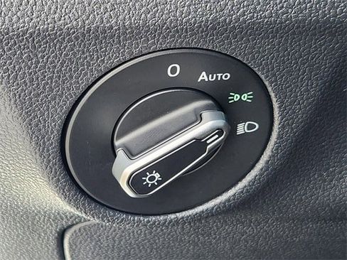 New 2026 Volkswagen Jetta SEL image 21