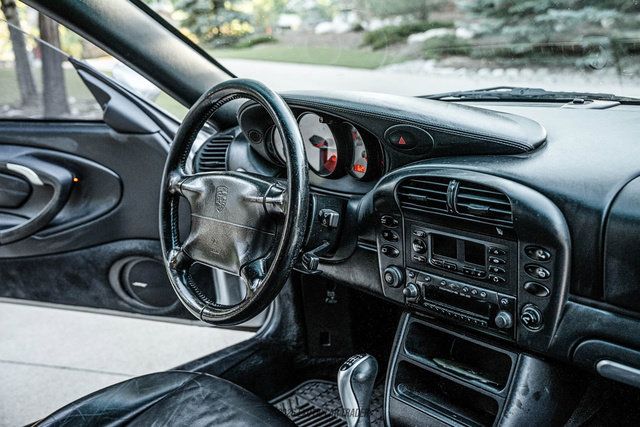Used 2002 Porsche 911 Turbo AWD/4WD image 32