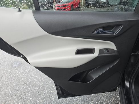 Used 2020 Chevrolet Equinox LT AWD/4WD image 48