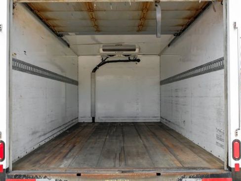 Used 2019 GMC Savana 3500 w/ Power Convenience Package image 39