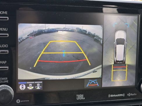 Used 2020 Toyota RAV4 Limited image 19