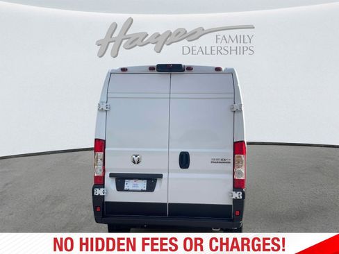 Used 2025 RAM ProMaster 2500 w/ Convenience Group FWD image 2