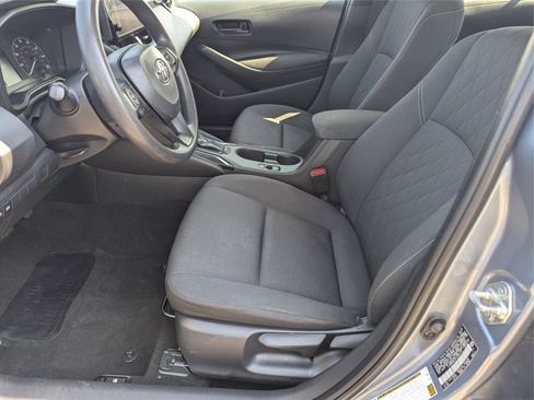 Used 2023 Toyota Corolla LE image 19