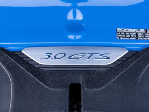 Certified 2022 Porsche 911 Carrera 4 GTS image 28