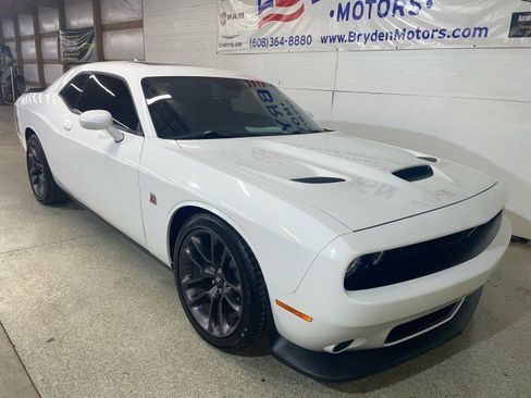 Used 2023 Dodge Challenger R/T Scat Pack w/ Plus Package image 3