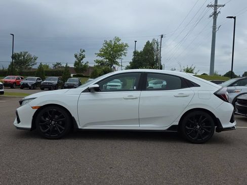 Used 2019 Honda Civic Sport image 6