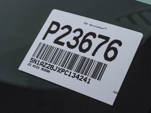 Used 2023 Nissan Murano SV image 30