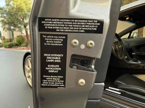 Used 2006 Aston Martin V8 Vantage Coupe image 41