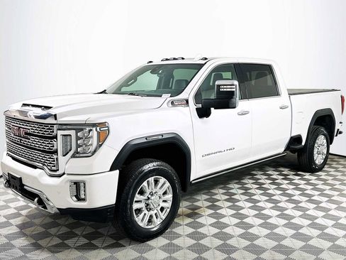 Used 2021 GMC Sierra 2500 Denali w/ Denali Ultimate Package AWD/4WD image 3