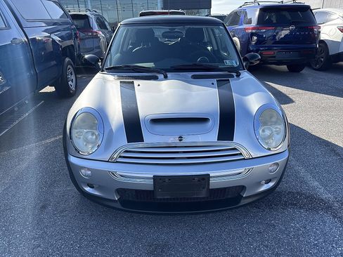 Used 2004 MINI Cooper S image 2