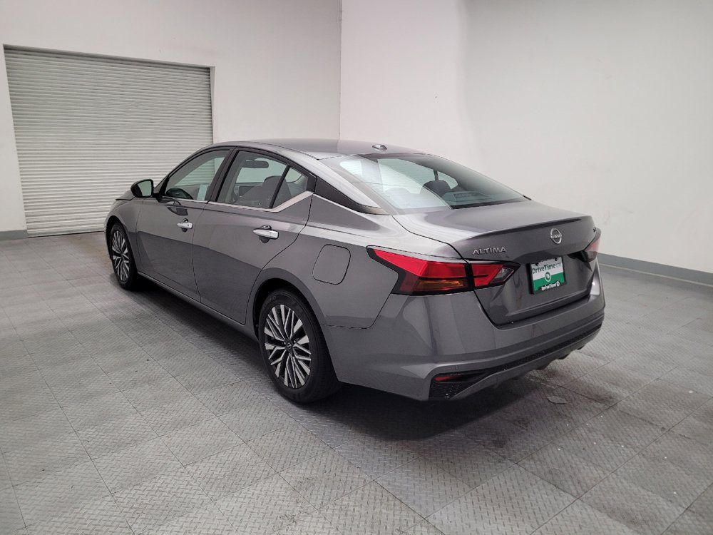 Used 2024 Nissan Altima 2.5 SV FWD image 5