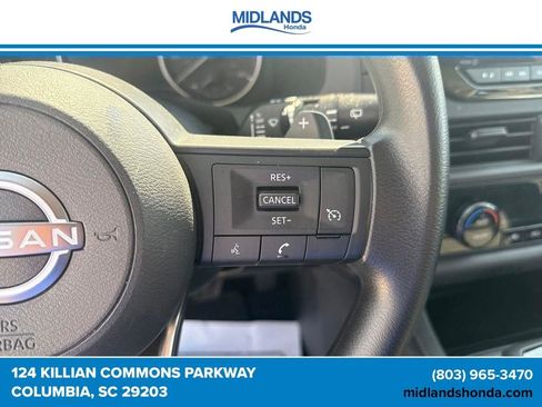 Used 2025 Nissan Pathfinder S FWD image 27