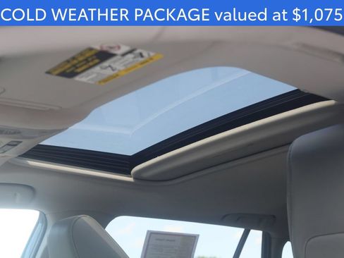 Used 2019 Toyota RAV4 XLE Premium w/ Cold Weather Package AWD/4WD image 4