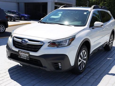 Used 2020 Subaru Outback Premium AWD/4WD image 1