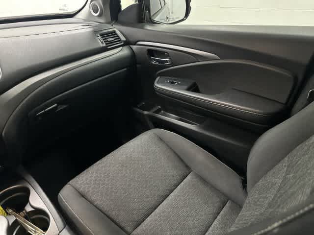 Used 2023 Honda Ridgeline Sport image 13