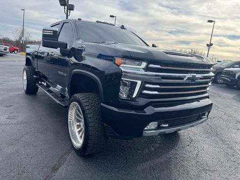 Used 2022 Chevrolet Silverado 2500 High Country w/ Z71 Off-Road Package image 7