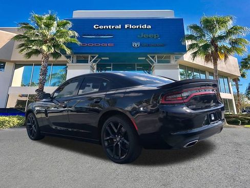 Used 2022 Dodge Charger SXT w/ Blacktop Package image 7