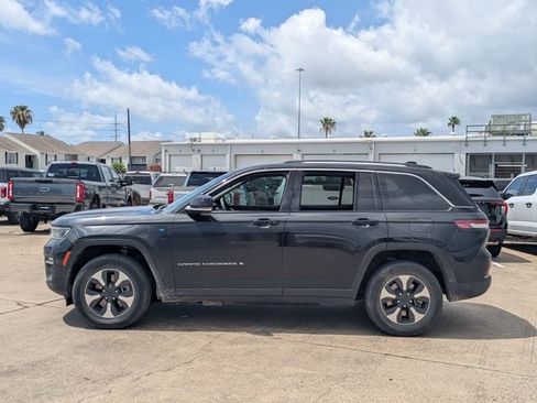 Used 2022 Jeep Grand Cherokee Limited 4xe AWD/4WD image 9