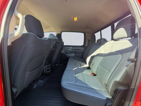 Used 2020 RAM 1500 Big Horn AWD/4WD image 17
