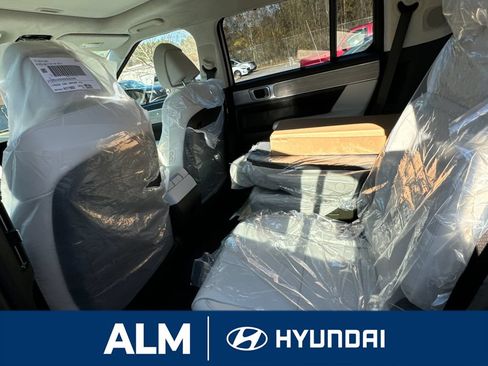 New 2025 Hyundai Santa Fe Calligraphy FWD image 15