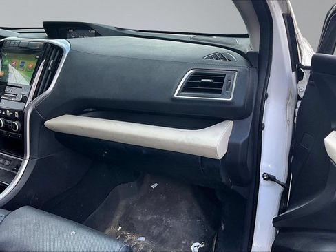 Used 2020 Subaru Ascent Limited w/ Technology Package AWD/4WD image 22