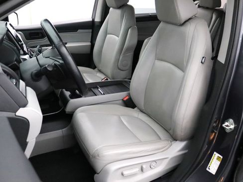 Used 2018 Honda Odyssey EX-L image 2