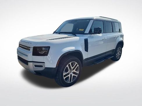 Used 2025 Land Rover Defender 110 S AWD/4WD image 2