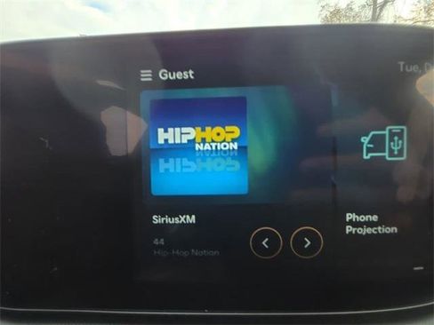 Certified 2025 Hyundai Santa Fe SEL image 16