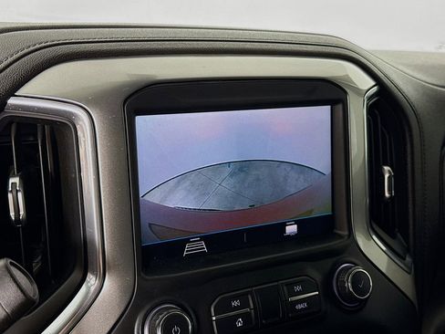 Used 2021 Chevrolet Silverado 1500 LT AWD/4WD image 15