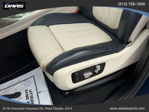 Used 2019 BMW X7 xDrive40i w/ Premium Package AWD/4WD image 17
